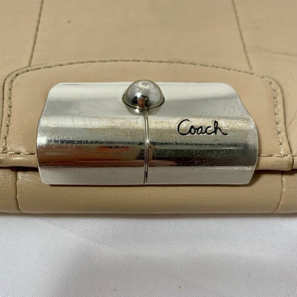 COACH Kristin Beige Leather Credit Card ID Window Trifold Wallet Lavender INT - Picture 2 of 16